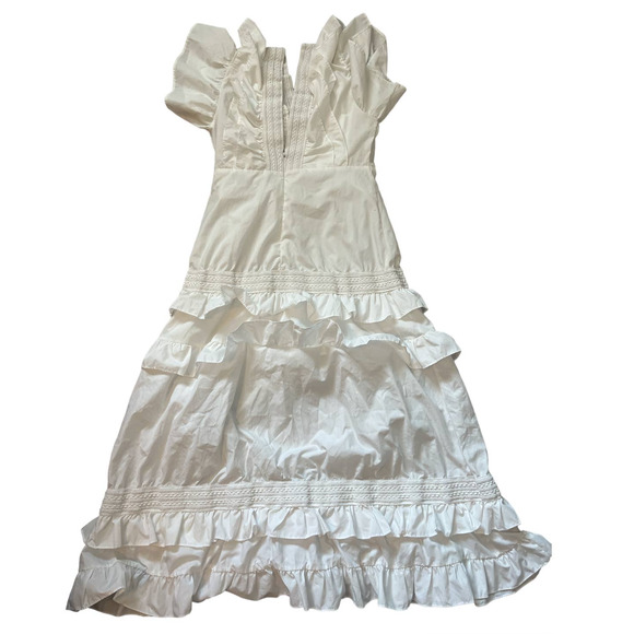 White Layered V neck dress - Picture 2 of 3